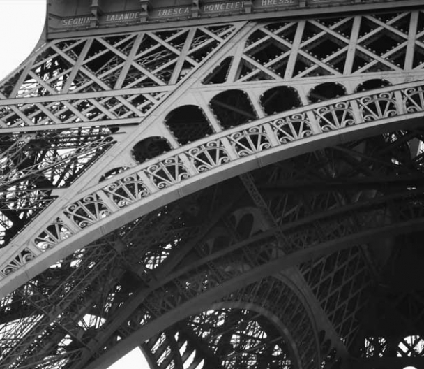 à Qui Appartient La Tour Eiffel En 2022